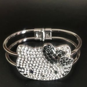 X Large Black Heart Hello Kitty Crystal Bracelet